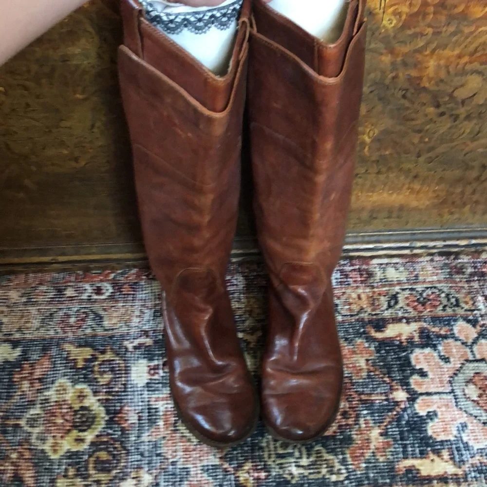 Vintage Frye brown leather boots. Women’s size 6 - Picture 4 of 11